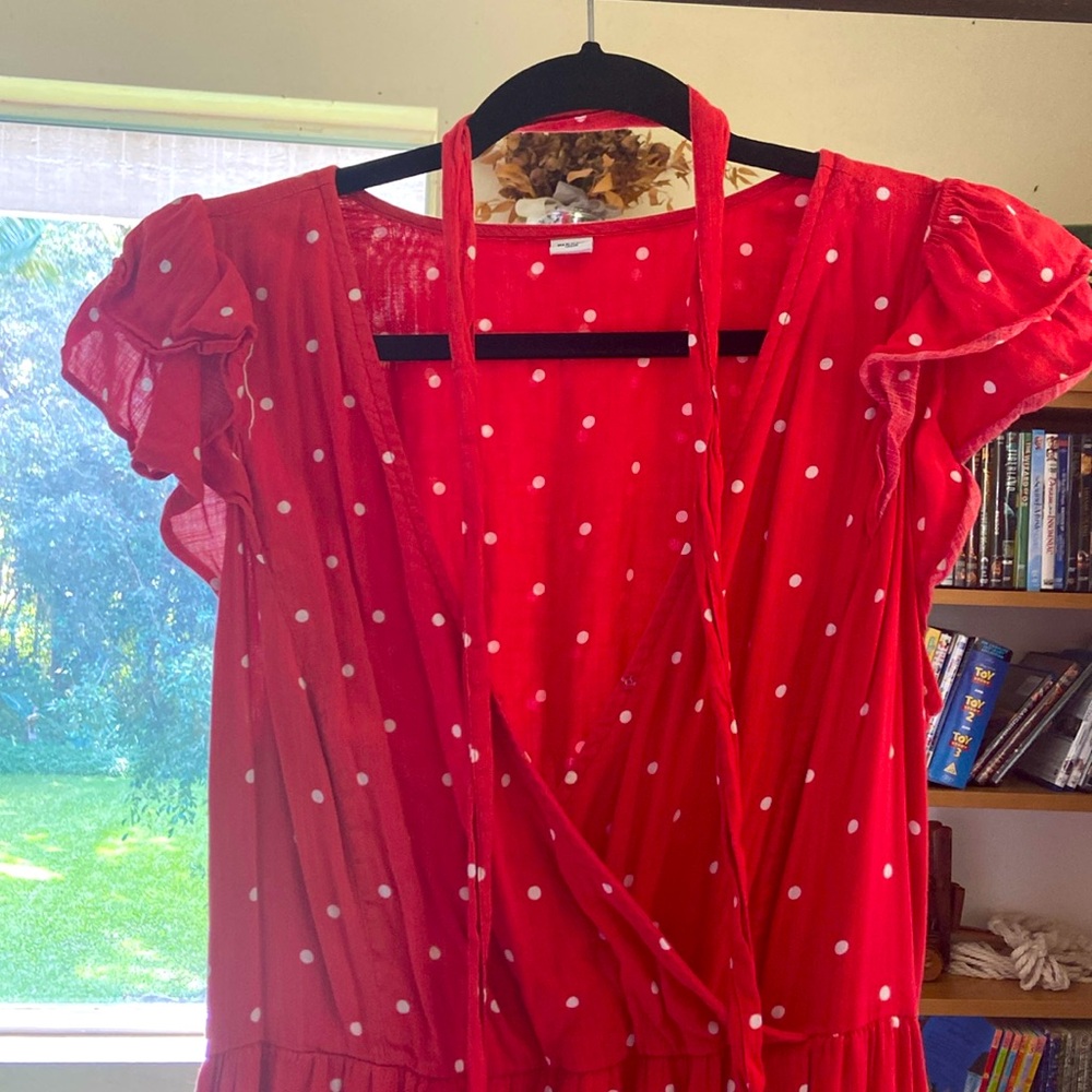 Charming Red Polka Dot Dress. Perfect for Everyday Wear! Old Navyy size M